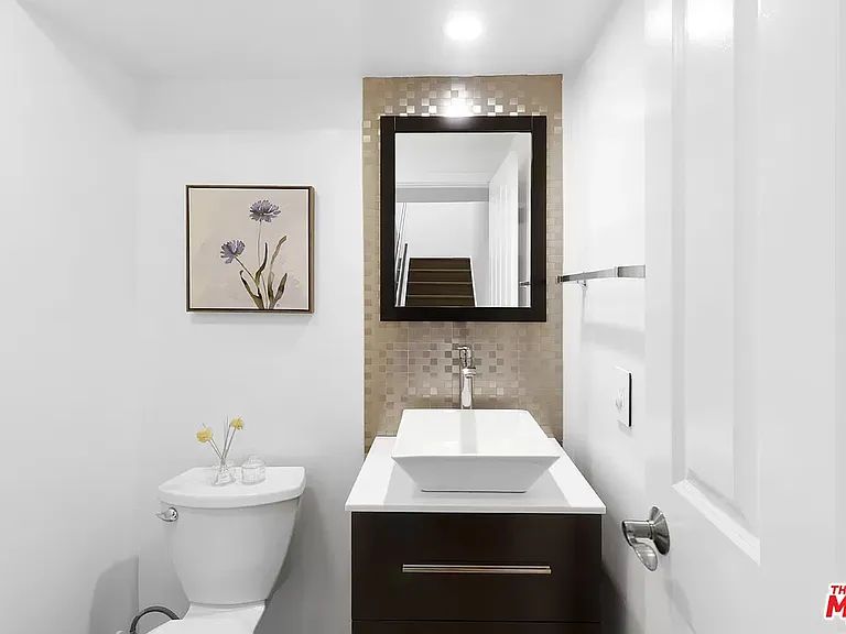 4738 S La Villa Marina — Photo 3