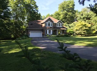 12 Toms Way, Poughkeepsie, NY 12603