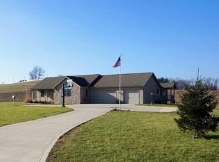 6649 Township Road 466, Lakeville, OH 44638