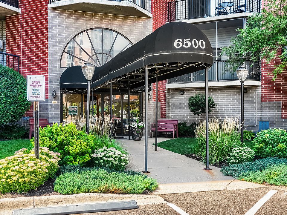 1st image of 6500 Woodlake Dr APT 601