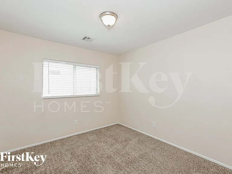 617 Brinkburn Point Ave — Photo 15