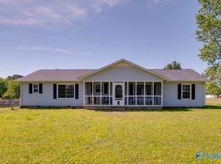 1364 Charity Ln, Hazel Green, AL 35750