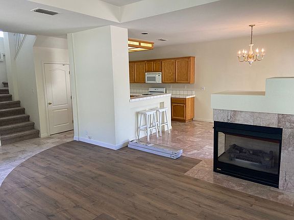 5th image of 759 Silchester Ct