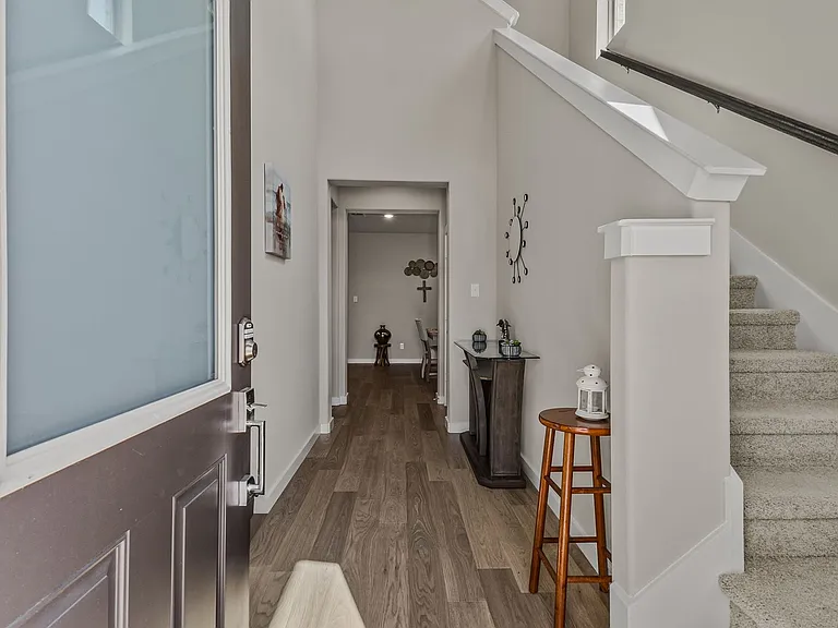 706 Melody Hill Dr — Photo 5
