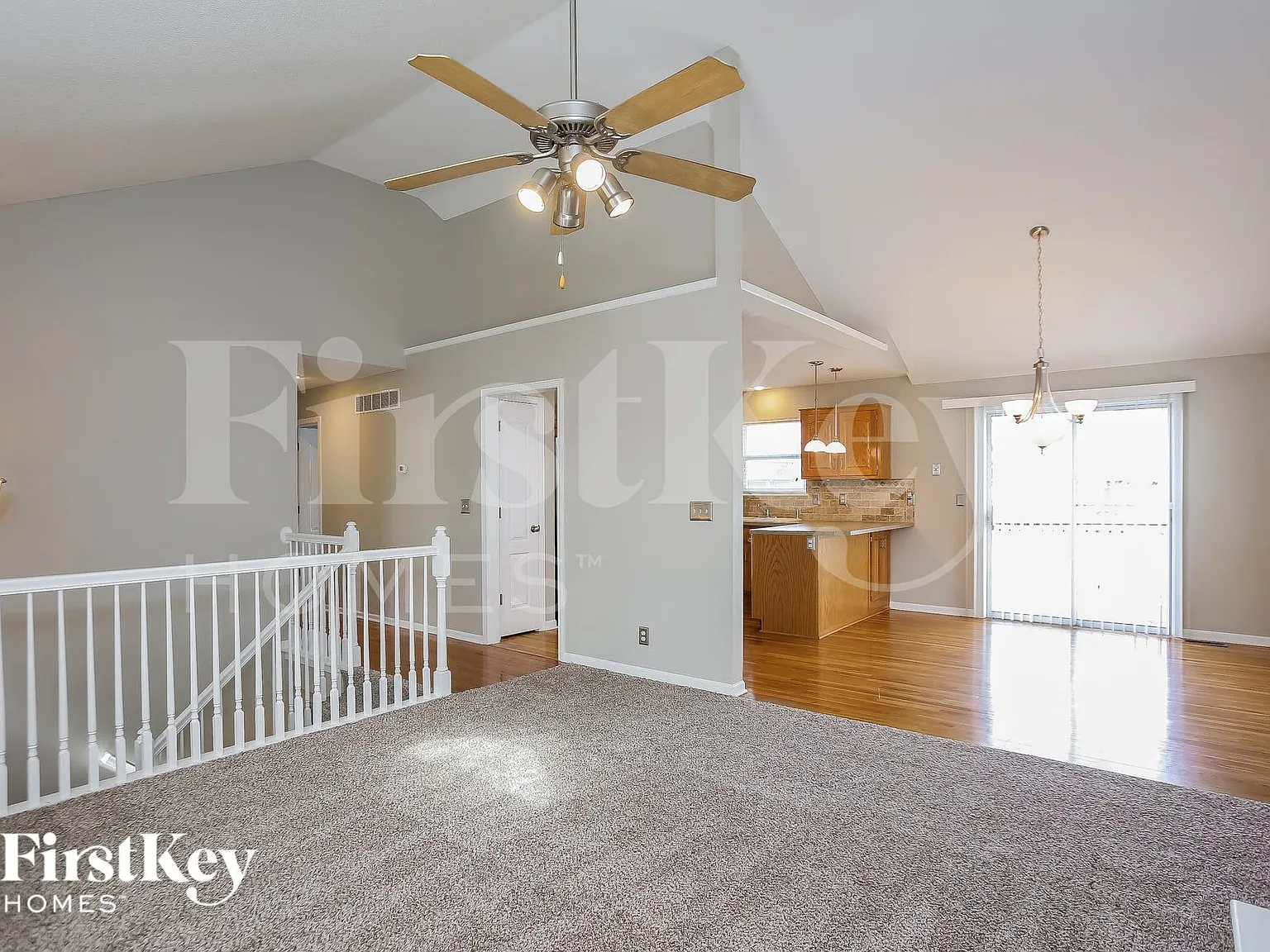 3 bed, 2.5 bath, 1841 sqft, $2,505 — Photo 4