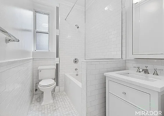 Rented by Mirador Real Estate | media 44