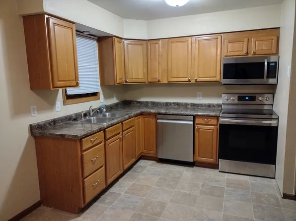 908 N Bird St, Sun Prairie, WI 53590