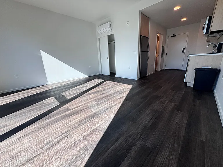 Rothko Residences — Photo 10
