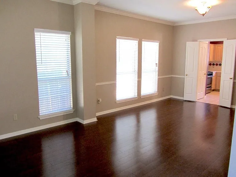 1815 Hickory Ridge Cv — Photo 4