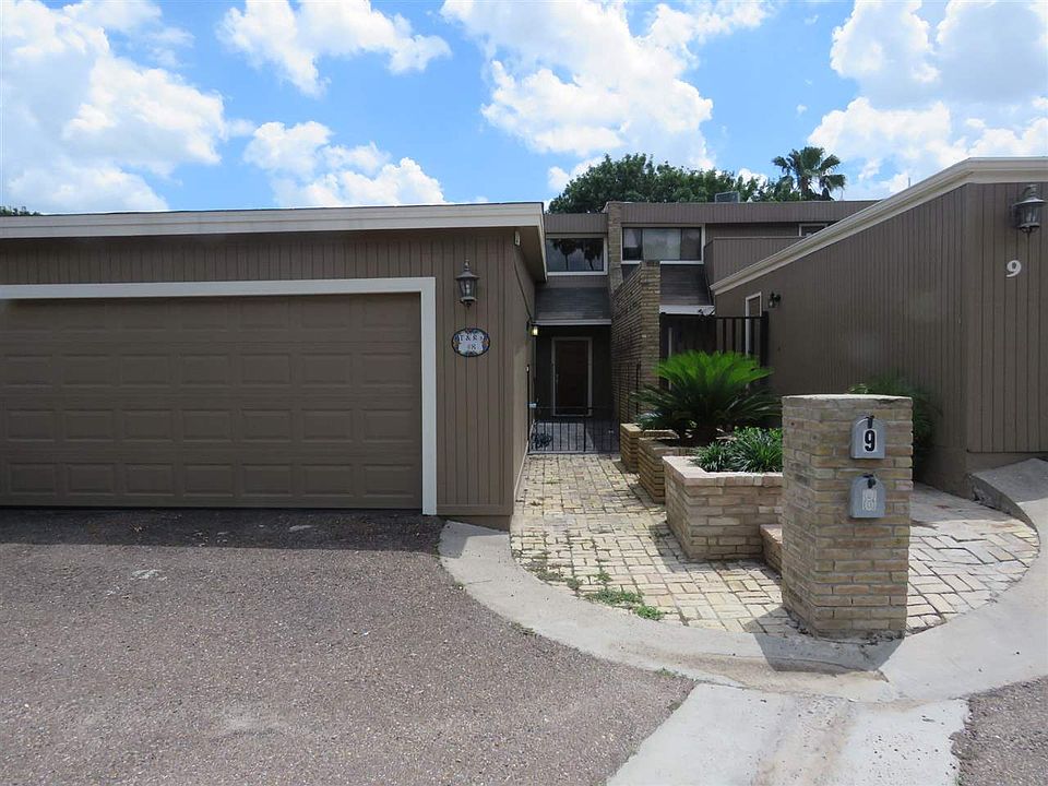1st image of 8 Northwood Dr
