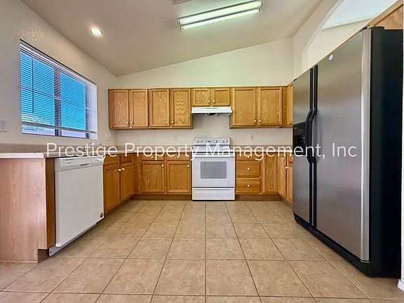 3rd image of 10118 E Placita Del Timbre