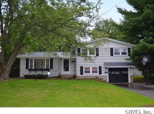 103 Meadow Ln, North Syracuse, NY 13212