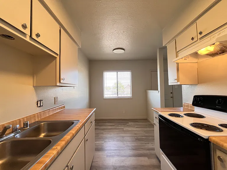 KITCHEN4_06102026