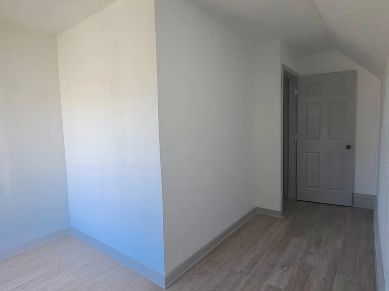 1709 Linden Ave #2 — Photo 10