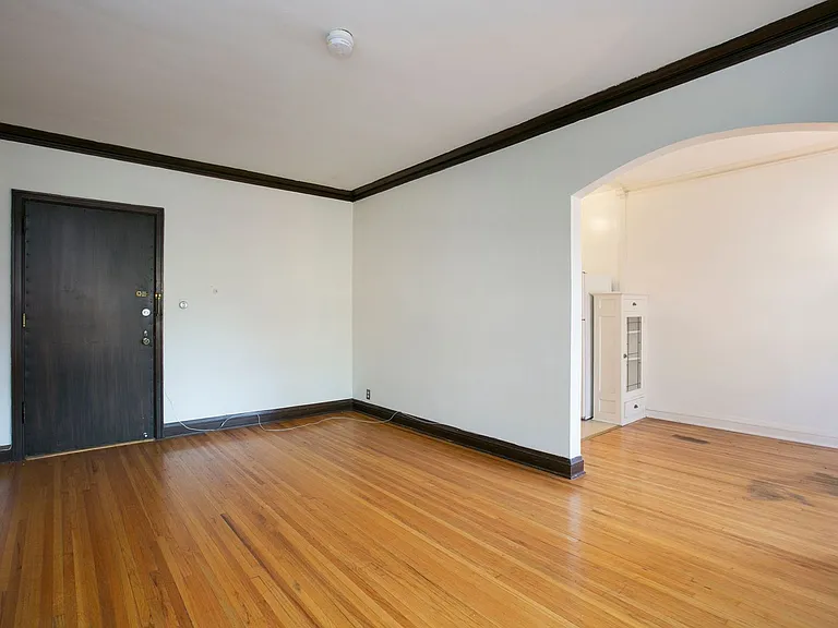 2120 Aldrich Ave S — Photo 7