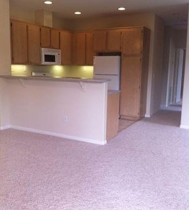 2nd image of 11754 Westview Pkwy APT 8