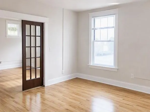 7501 Michigan Ave, Saint Louis, MO 63111