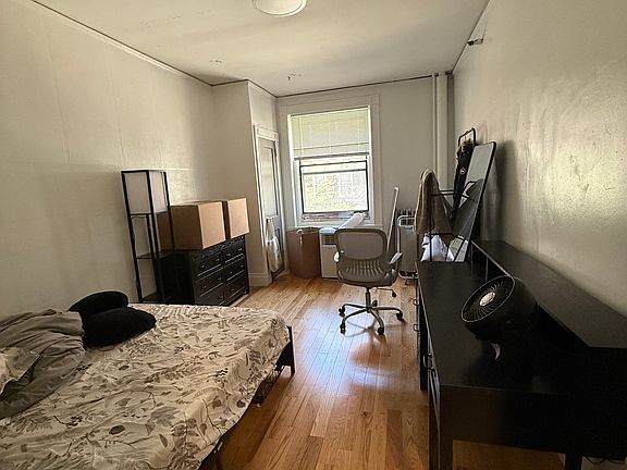 2nd image of 91 Westland Ave #228L