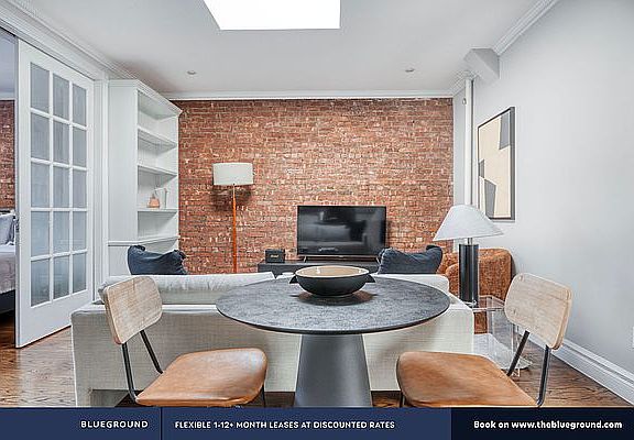 5th image of 7 E 75th St APT 1C