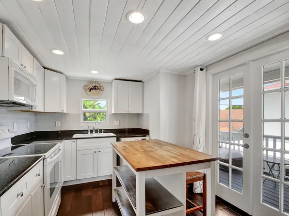 412 El Prad #2, West Palm Beach, FL 33405