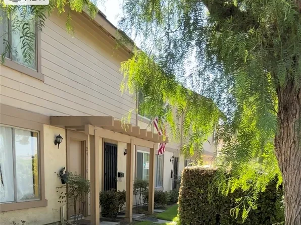 2911 Bradford Pl APT C, Santa Ana, CA 92707