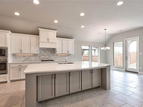 5th image of 1632 Twistleaf Dr