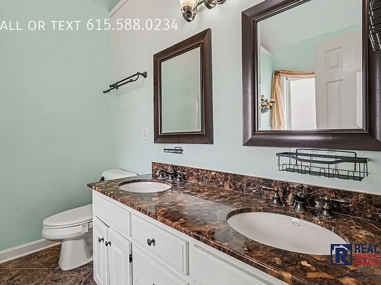 2804 Scoville Ln — Photo 13