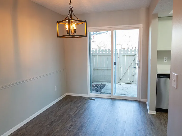 7778 Deercrest Ct — Photo 15