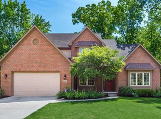 6980 Westview Dr, Columbus, OH 43085