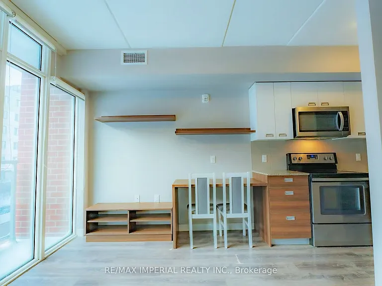 308 Lester St #210 — Photo 10