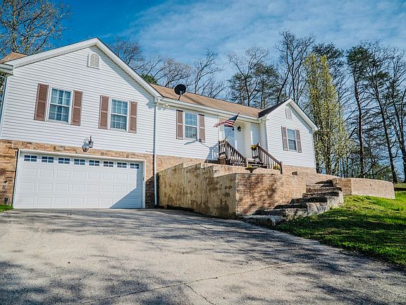 2nd image of 12811 Thatch Rd