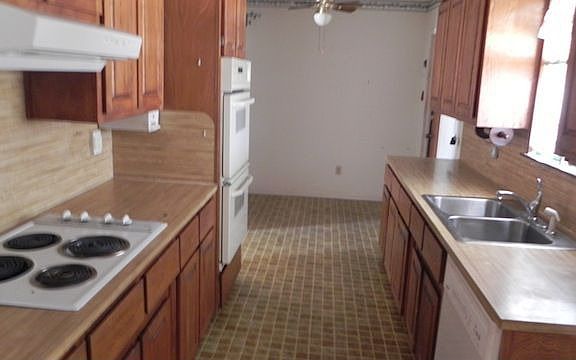 5th image of 1410 Avenue F
