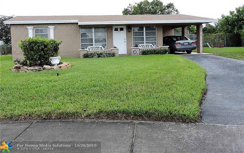 1st image of 3384 NW 17th St