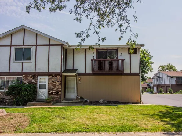 N20W5315 Pierce COURT #4, Cedarburg, WI 53012