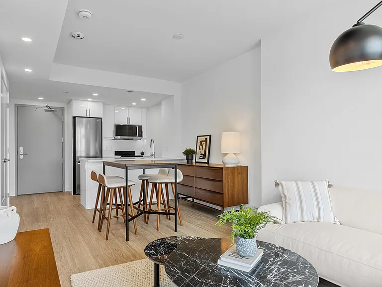 265 Rideau St — Photo 11