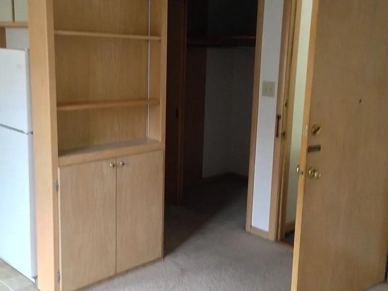950 Glenview Ave #2 — Photo 6