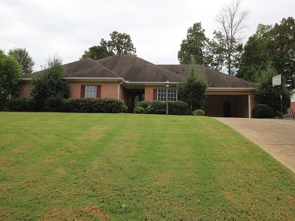 1st image of 117 Peyton Cir