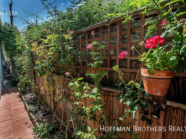 254 S Vendome St #6 — Photo 44