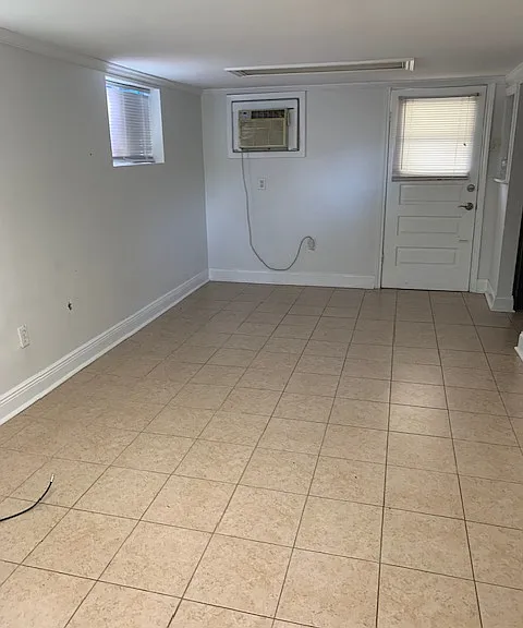 204 Division St #208 — Photo 3