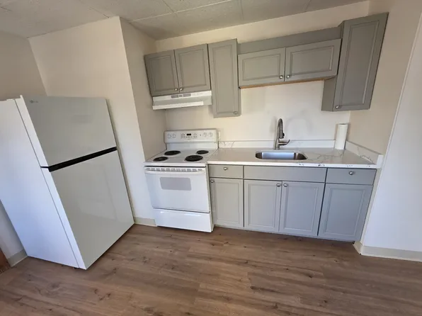 26 Porter St APT 3, Malden, MA 02148