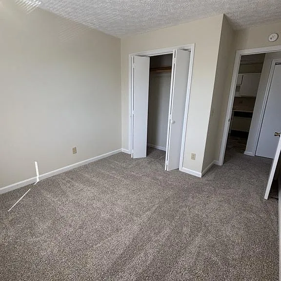303 Farside Dr #5 — Photo 14
