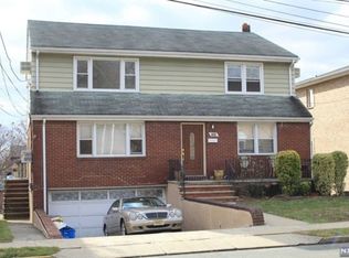 436 Plateau Ave #2N, Fort Lee, NJ 07024