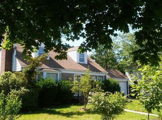 826 Monroe St, West Hempstead, NY 11552