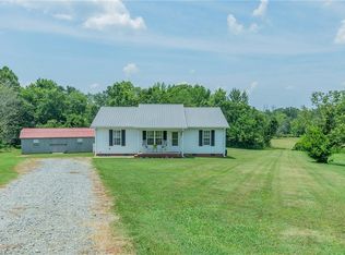 285 Raven Cir, Lexington, NC 27292