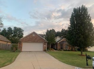 5500 Thomas Rd, Fort Smith, AR 72916