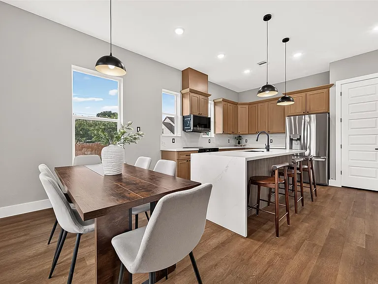 703 Carol Lynn Dr #B — Photo 14