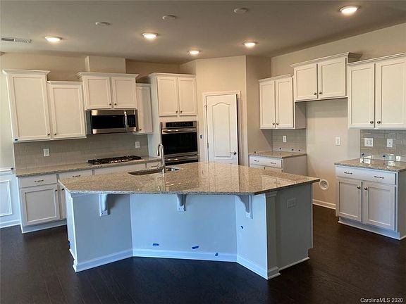 3rd image of 13515 Blanton Dr #95