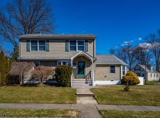 2 Suburban Rd, Clark, NJ 07066
