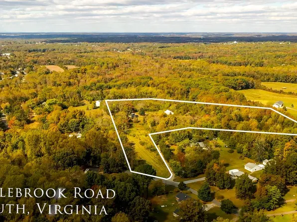 289 Colebrook Rd, Fredericksburg, VA 22405