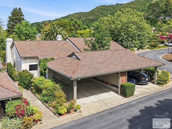 2nd image of 6 Village Ct